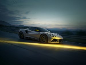 EMIRA TURBO SE RACING LINE / V6 SE RACING LINE