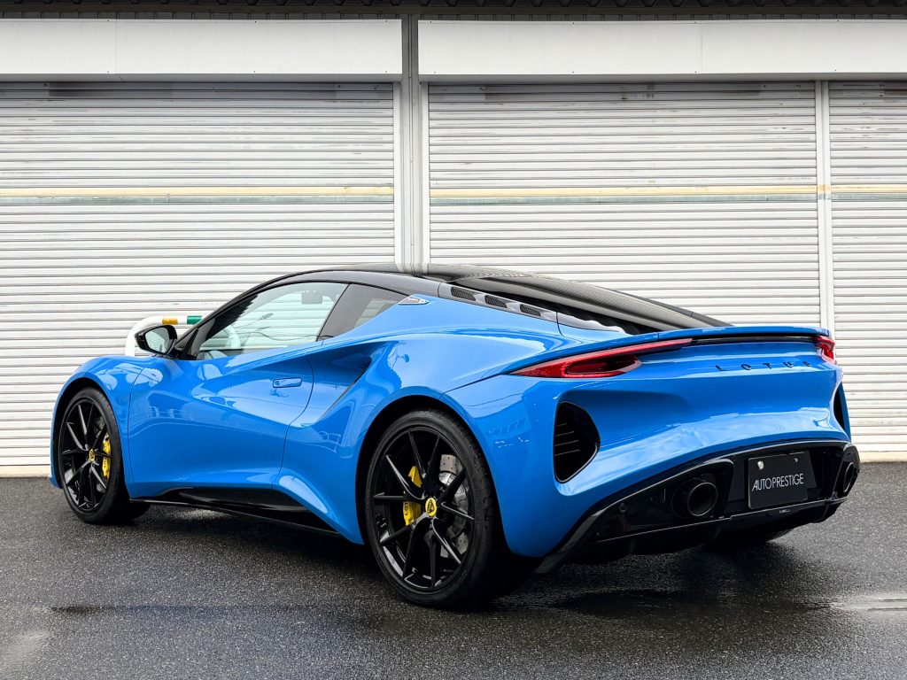 ロータス エミーラ V6 First Edition・斜め後方